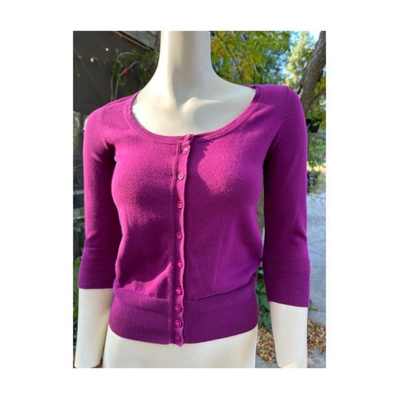 Y2K Smart Set Purple Crop Cardigan Fitted Stretch Scoop 3/4 Sleeve Button Up - Picture 1 of 7